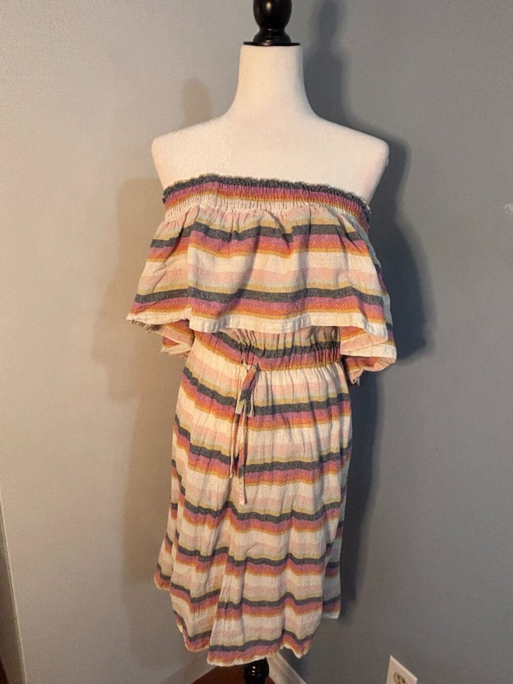 JUST LIVING Multi-color off shoulder cotton dress with cinched waist. Size M.